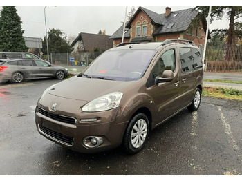 Voiture break PEUGEOT