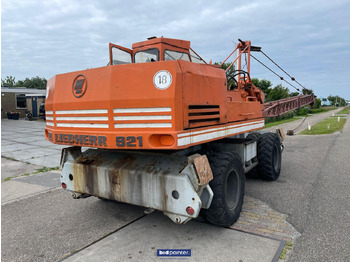 Grue LIEBHERR