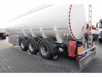 Semi-remorque citerne Lag CYSTERNA DO PALIWA / 36200 L / 4 KOMORY Lag CYSTERNA DO PALIWA / 36200 L / 4 KOMORY: photos 3 Semi-remorque citerne Lag CYSTERNA DO PALIWA / 36200 L / 4 KOMORY Lag CYSTERNA DO PALIWA / 36200 L / 4 KOMORY: photos 3