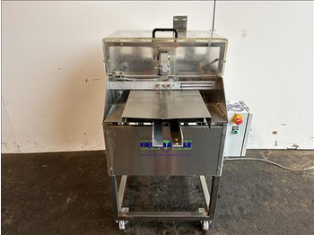 Machine d'emballage et de conditionnement