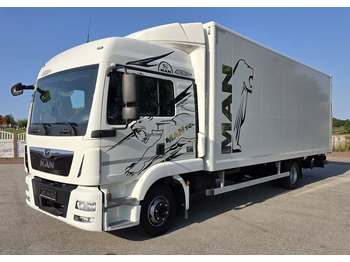 MAN TGL 12.250 / KONTENER / IZOTERMA / WINDA / 2019R / EURO 6 / PEŁEN SERWIS / 6 TON ŁADOWNOŚĆ / SPROWADZONY / ZADBANY / JAK NOWY / KSIĄŻKA SERWISOWA / E6 / 17 PALET - crédit-bail MAN TGL 12.250 / KONTENER / IZOTERMA / WINDA / 2019R / EURO 6 / PEŁEN SERWIS / 6 TON ŁADOWNOŚĆ / SPROWADZONY / ZADBANY / JAK NOWY / KSIĄŻKA SERWISOWA / E6 / 17 PALET: photos 1 MAN TGL 12.250 / KONTENER / IZOTERMA / WINDA / 2019R / EURO 6 / PEŁEN SERWIS / 6 TON ŁADOWNOŚĆ / SPROWADZONY / ZADBANY / JAK NOWY / KSIĄŻKA SERWISOWA / E6 / 17 PALET - crédit-bail MAN TGL 12.250 / KONTENER / IZOTERMA / WINDA / 2019R / EURO 6 / PEŁEN SERWIS / 6 TON ŁADOWNOŚĆ / SPROWADZONY / ZADBANY / JAK NOWY / KSIĄŻKA SERWISOWA / E6 / 17 PALET: photos 1