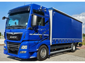 Camion à rideaux coulissants MAN TGX