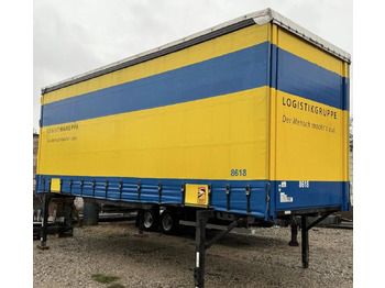 Camion à rideaux coulissants SCANIA