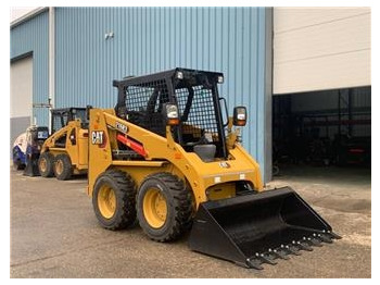 Mini chargeuse CATERPILLAR 216B3