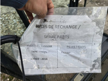 Cabine pour Engins de chantier Yanmar Vio 25 Cabine: photos 4 Cabine pour Engins de chantier Yanmar Vio 25 Cabine: photos 4