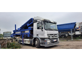 Camion ampliroll MERCEDES-BENZ