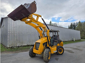 Chargeuse sur pneus JCB 2CX