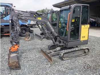 Mini pelle VOLVO EC20E