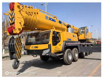 Grue tout-terrain XCMG QY130