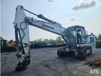 Pelle sur chenille LIEBHERR R 944