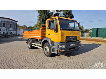 Camion benne MAN 18.225