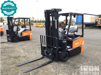 Chariot élévateur électrique DOOSAN