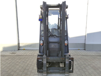 Chariot élévateur électrique Linde E30H-01-600-387: photos 3 Chariot élévateur électrique Linde E30H-01-600-387: photos 3