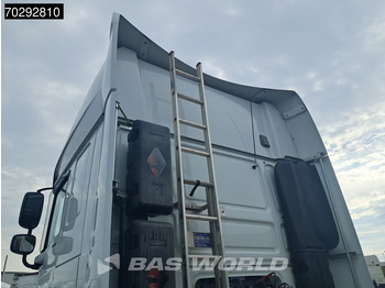 Tracteur routier DAF XF 480 4X2 SSC Retarder Standklima LED ACC Euro 6: photos 2 Tracteur routier DAF XF 480 4X2 SSC Retarder Standklima LED ACC Euro 6: photos 2