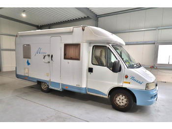 Camping-car profilé BÜRSTNER