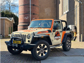 Voiture JEEP