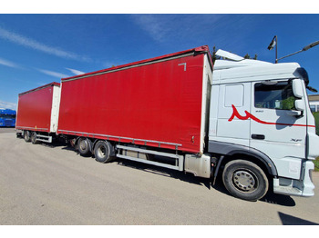 Camion à rideaux coulissants DAF XF 530