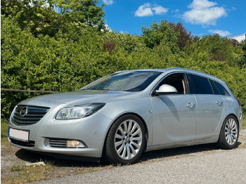 Voiture OPEL