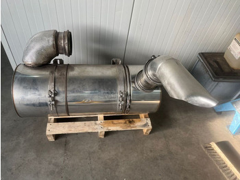 Tube d'echappement LIEBHERR