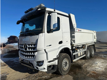 Camion benne MERCEDES-BENZ Arocs 2658