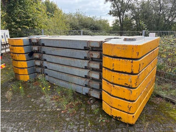 Grue auxiliaire LIEBHERR