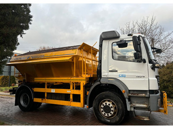 Engin de déneigement Mercedes-Benz Axor 4x2 piaskarka solarka econ schmidt 1824 e5: photos 4