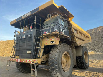 Tombereau rigide CATERPILLAR 777