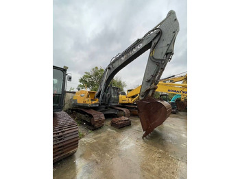 Pelle sur chenille VOLVO EC380DL