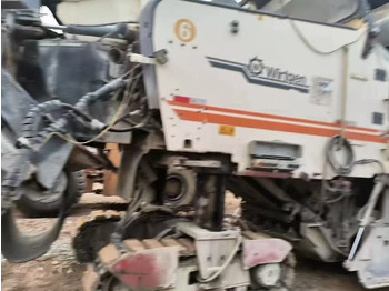 Fraiseuse à froid Wirtgen W2100: photos 5 Fraiseuse à froid Wirtgen W2100: photos 5