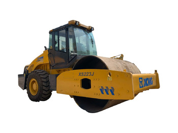 Rouleau compresseur XCMG XS223J