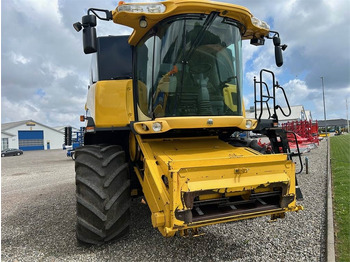 Moissonneuse-batteuse New Holland CX860 SLH: photos 2