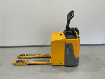 Transpalette Jungheinrich ERE 125: photos 3 Transpalette Jungheinrich ERE 125: photos 3