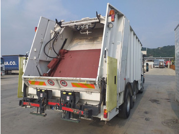 Benne à ordures ménagères Mercedes-Benz Econic 2628: photos 4