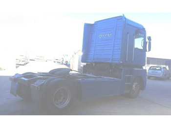 Tracteur routier Renault MAGNUM 480 DXI: photos 3