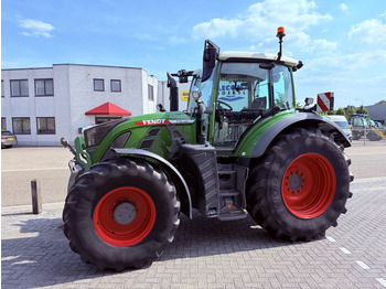 Tracteur agricole FENDT 718 Vario