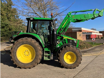 Tracteur agricole JOHN DEERE 6110M