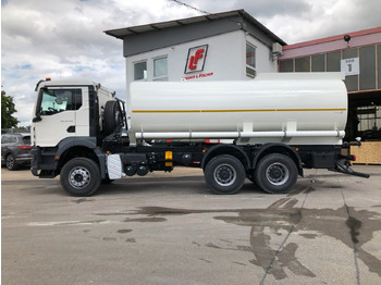 Camion citerne MAN TGS 33.440