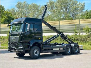 Camion ampliroll MAN TGS