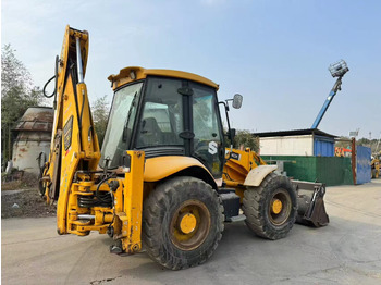 Tractopelle JCB 4CX: photos 4 Tractopelle JCB 4CX: photos 4