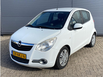 Voiture à hayon OPEL