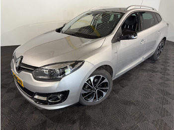 Voiture RENAULT