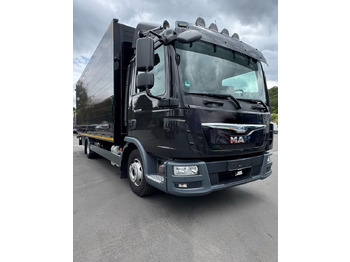 Camion pour le transport de boissons MAN TGL 12.220