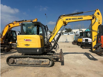 Mini pelle NEW HOLLAND
