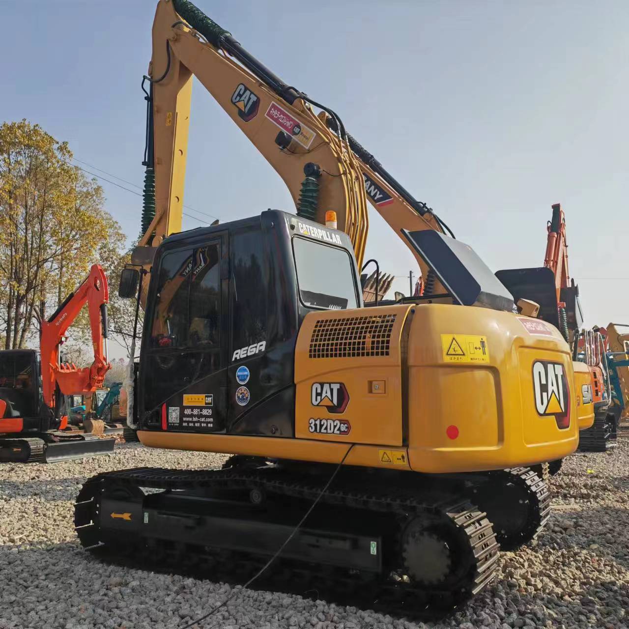 Pelle sur chenille CATERPILLAR 312D2