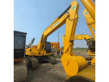 Pelle sur chenille KOMATSU PC210