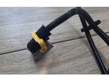 Cylindre d'embrayage pour Camion Volvo WYSPRZĘGLIK ZAWÓR PWM RENAULT GAMA T FH 4 22327072: photos 2