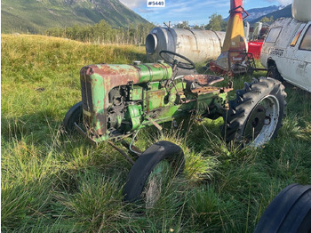 Tracteur agricole HOLDER