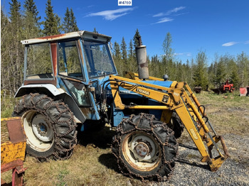 Tracteur agricole 1978 Ford 6600 4x4 w/ Front Loader, Bucket, Twin Wheels and Winch.: photos 4 Tracteur agricole 1978 Ford 6600 4x4 w/ Front Loader, Bucket, Twin Wheels and Winch.: photos 4