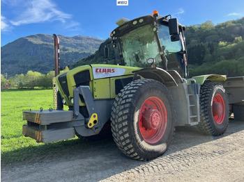 Tracteur agricole CLAAS Xerion 3800