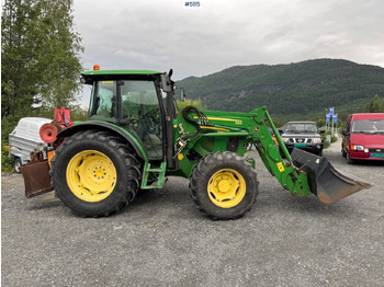 Tracteur agricole 2011 John Deere 5080 M m/frontlaster. Lite timer!: photos 3
